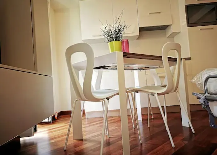 La Perle De * マントン